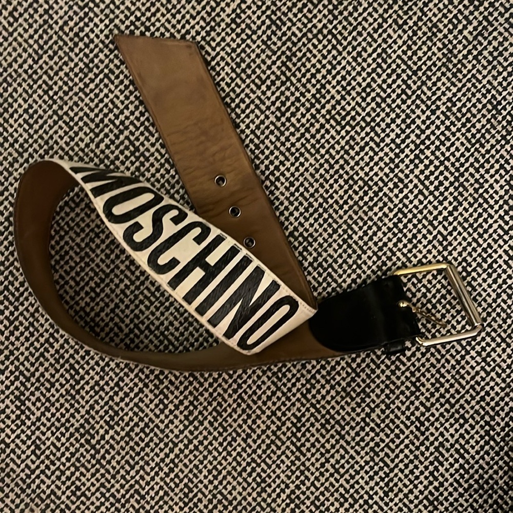 Moschino so chic womens belt